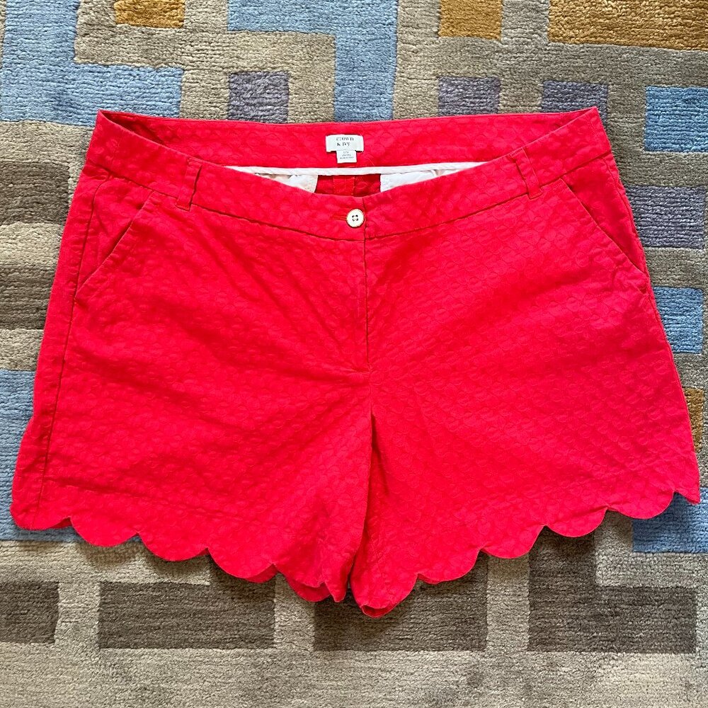 Crown & Ivy Women's Plus Size Red Shorts Size 22W Scallop Hem 6.5" Inseam